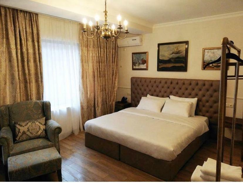 Omart Hotel - Gallery Tbilisi Quarto foto